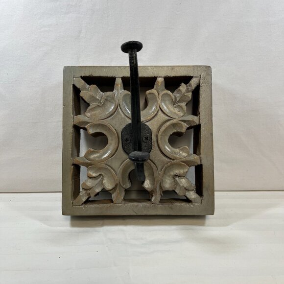 HAND CARVED INDIA WOODEN WALL HOOK WITH WROUGHT IRON DECORATIVE CLOSET COAT - Picture 2 of 7